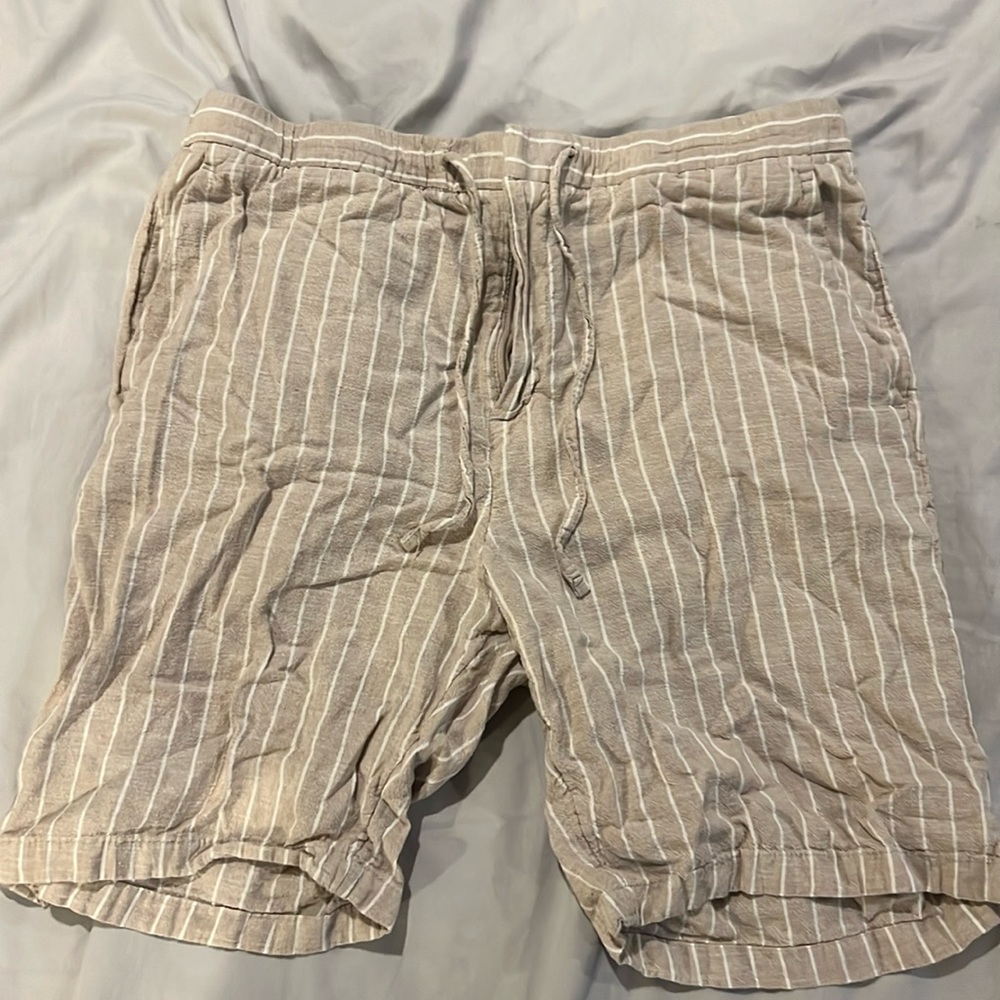 Size medium H&M linen shorts